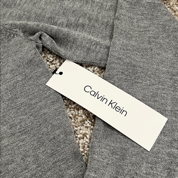 Calvin Klein Light Grey Knit Turtleneck - Picture 3 of 8